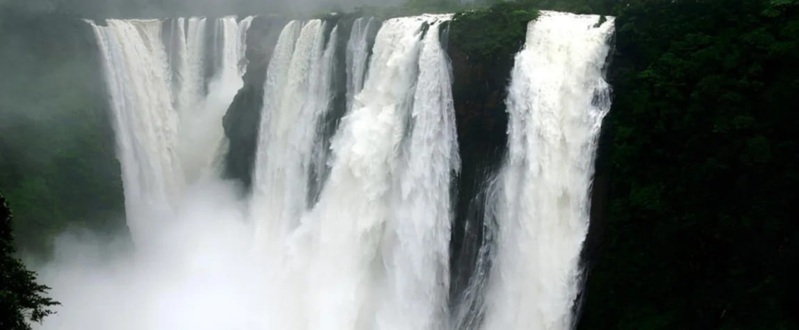10 Must-See Waterfalls in India This Monsoon Season
