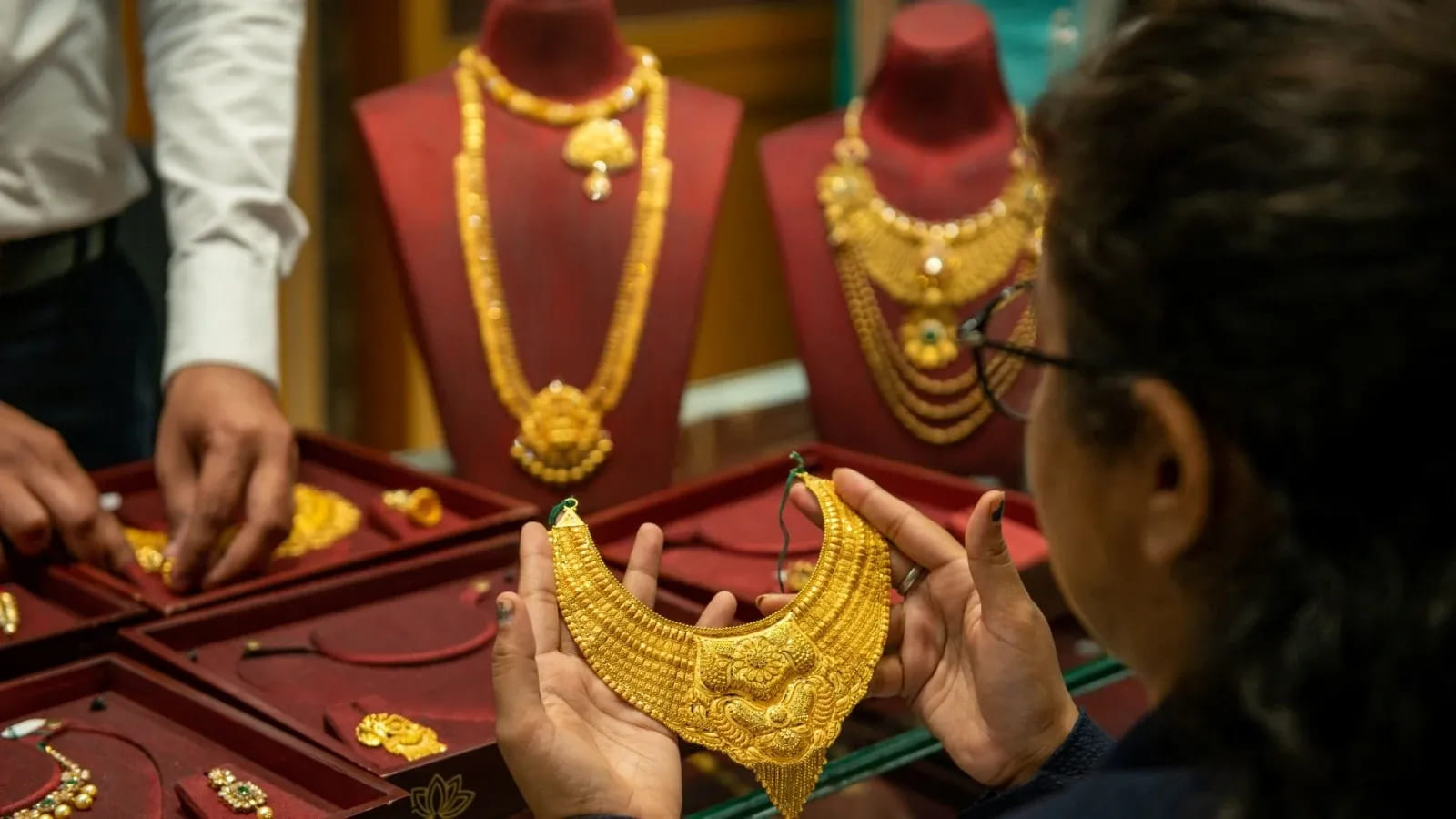 Gold vs Digital Gold: What Is India Actually Buying This Wedding Season?